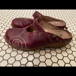 El Naturalista clogs